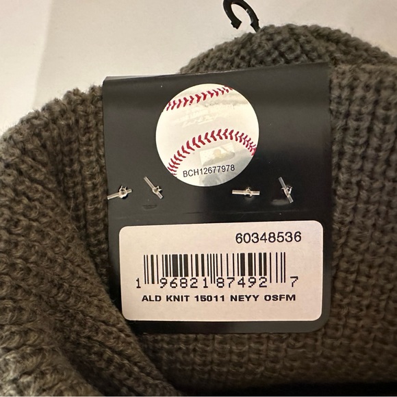 Aimé Leon Dore / New Era Chain Stitch Yankee Beanie - Picture 4 of 4